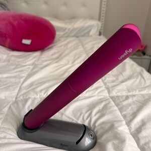 Dyson Fuchsia Hair Straightener with case & stand